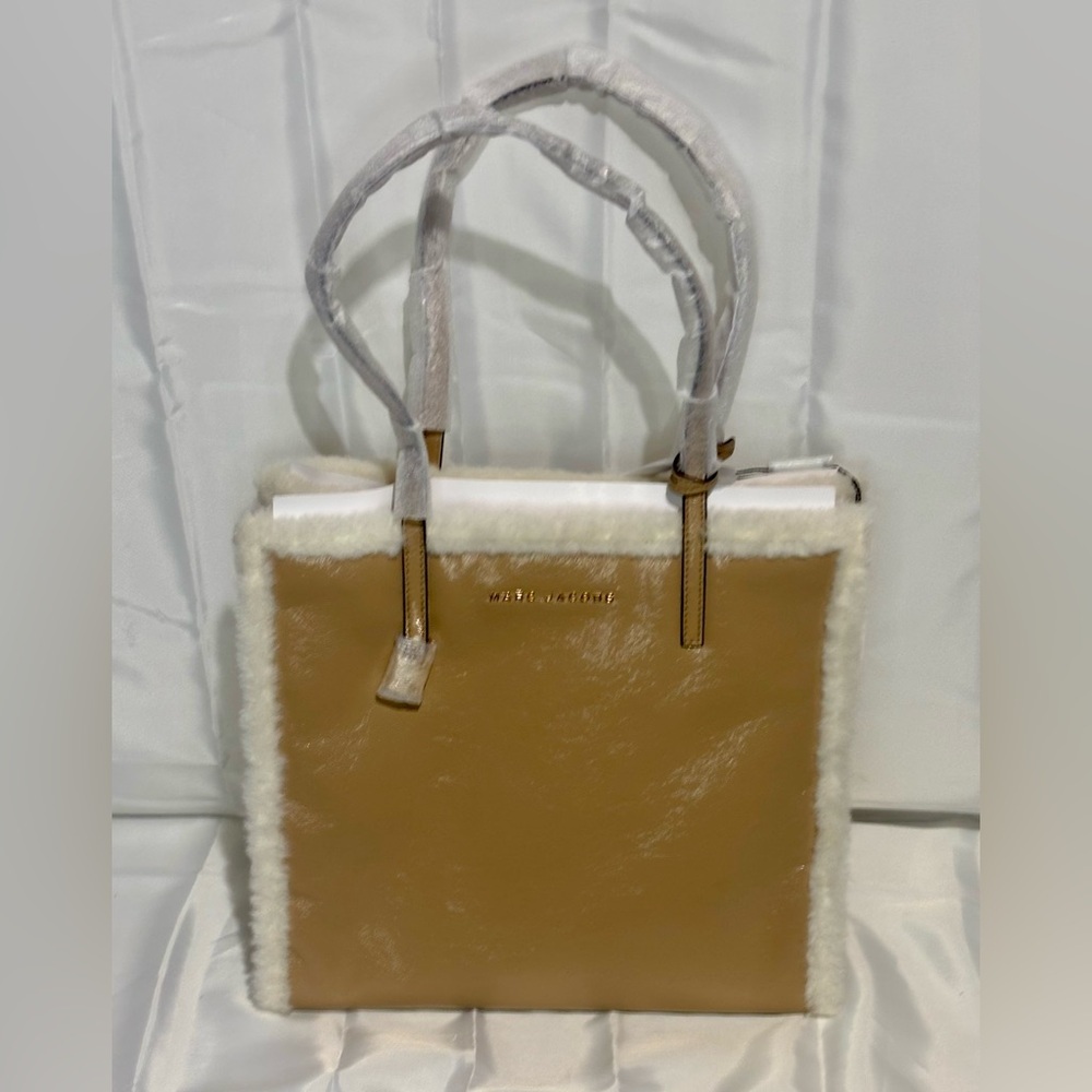 Marc Jacob’s Large Tote faux shearling trim. NWT great shirt​